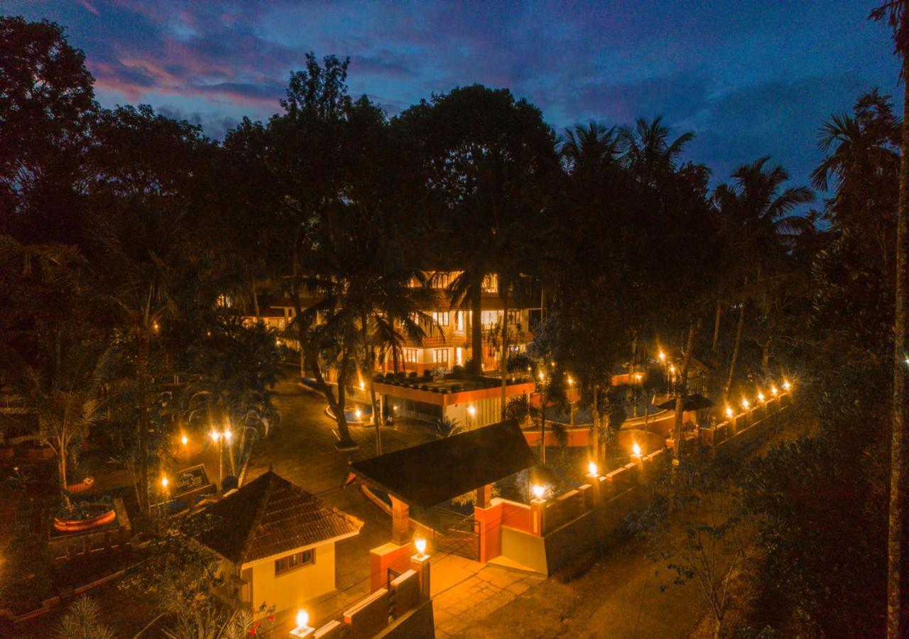Ushasree Wayanad Heritage Premium Pool Resort By Voye Homes Ambalavayal Kültér fotó