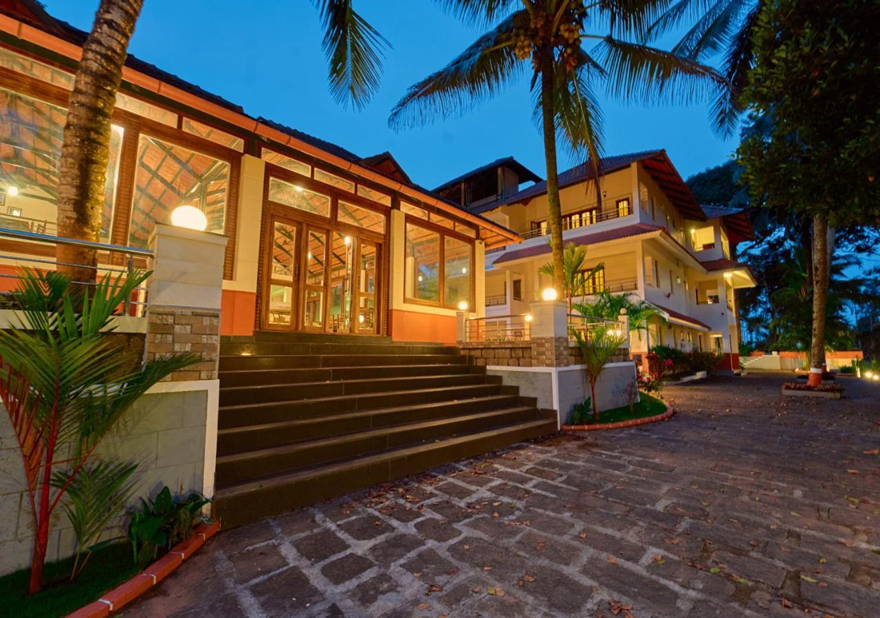 Ushasree Wayanad Heritage Premium Pool Resort By Voye Homes Ambalavayal Kültér fotó