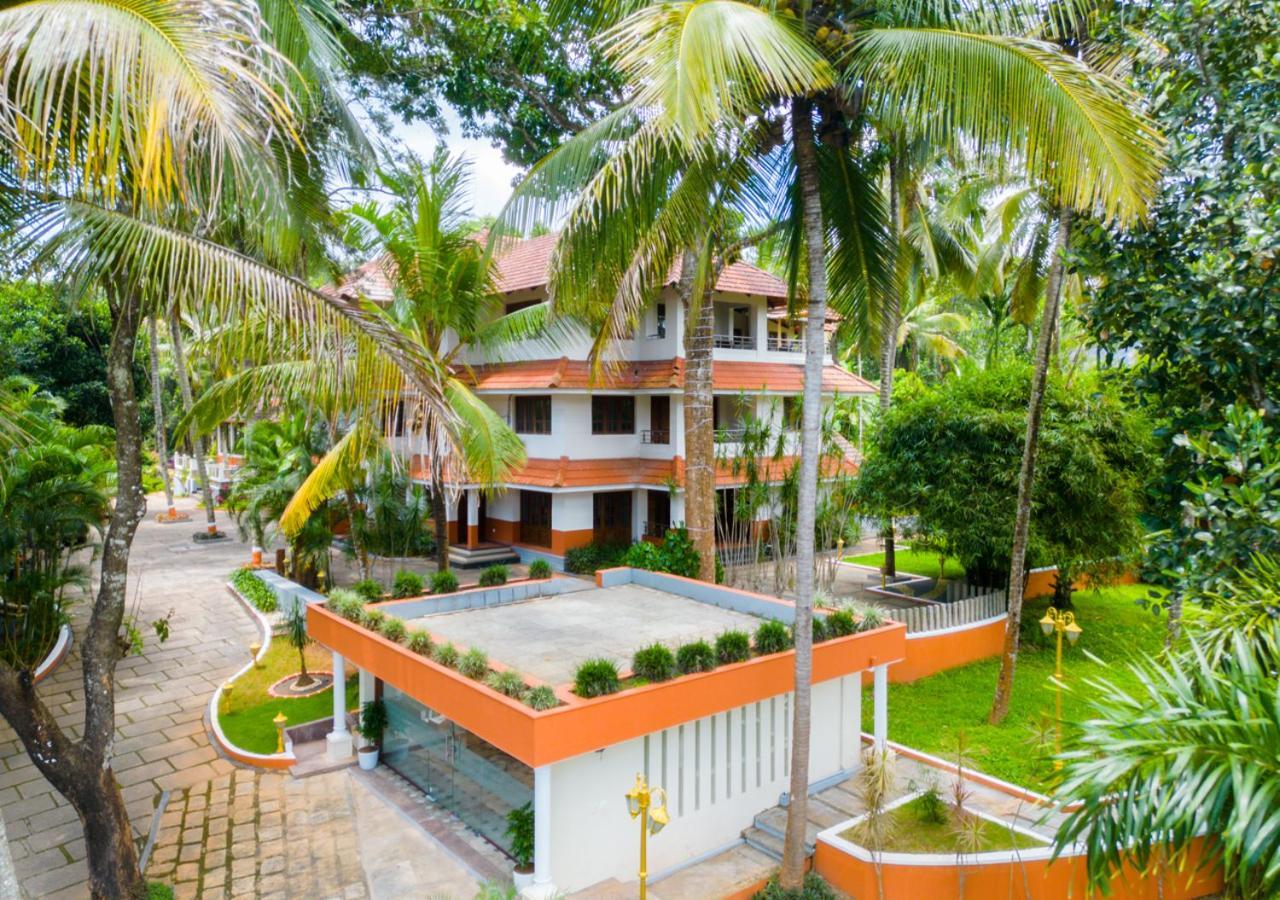 Ushasree Wayanad Heritage Premium Pool Resort By Voye Homes Ambalavayal Kültér fotó