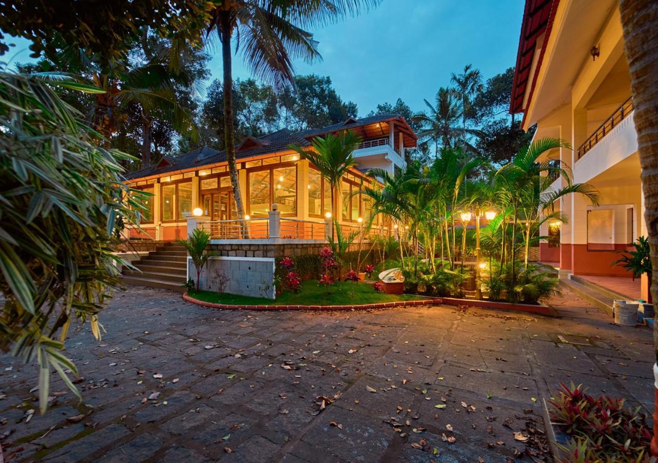 Ushasree Wayanad Heritage Premium Pool Resort By Voye Homes Ambalavayal Kültér fotó
