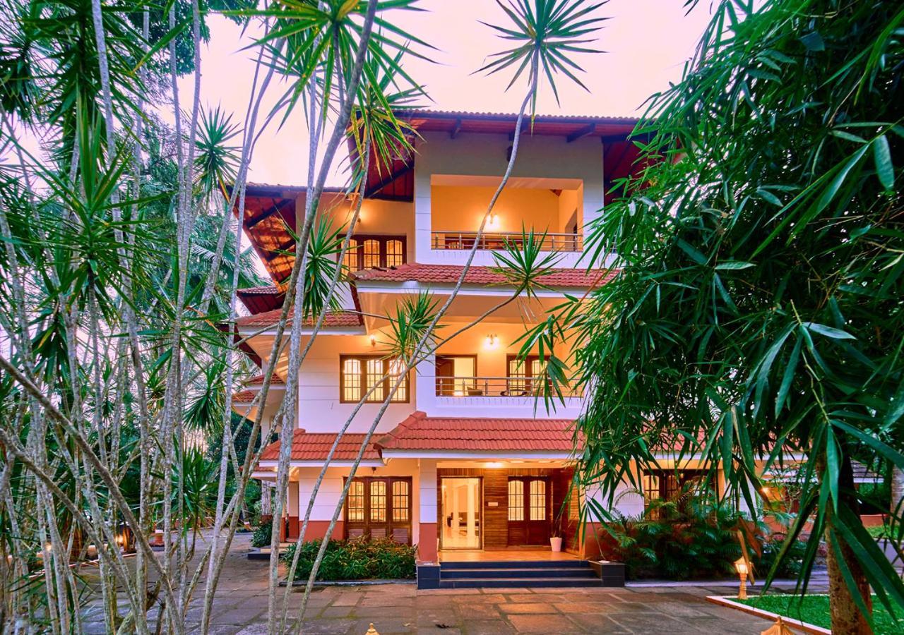 Ushasree Wayanad Heritage Premium Pool Resort By Voye Homes Ambalavayal Kültér fotó