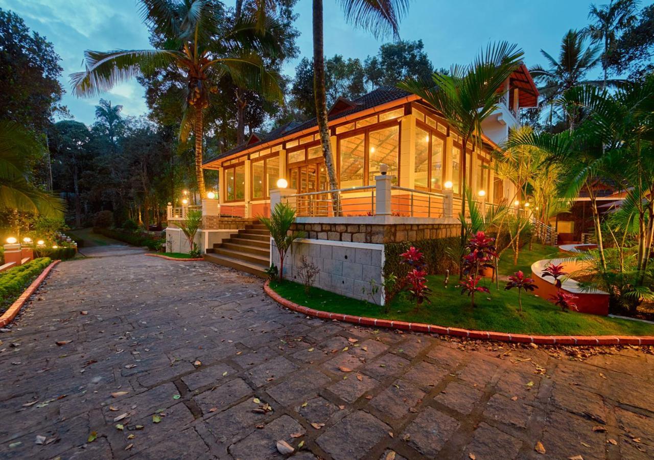 Ushasree Wayanad Heritage Premium Pool Resort By Voye Homes Ambalavayal Kültér fotó